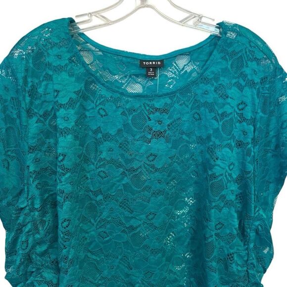 Torrid Aqua Blue/Green Stretch Lace Crew Neck Cinch Side Tee Size 3 3XL NWT - Picture 7 of 13